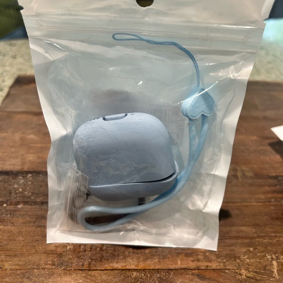 NWT- Blue / White Protective Case for AirPods Pro- Never opened. - Picture 8 of 8